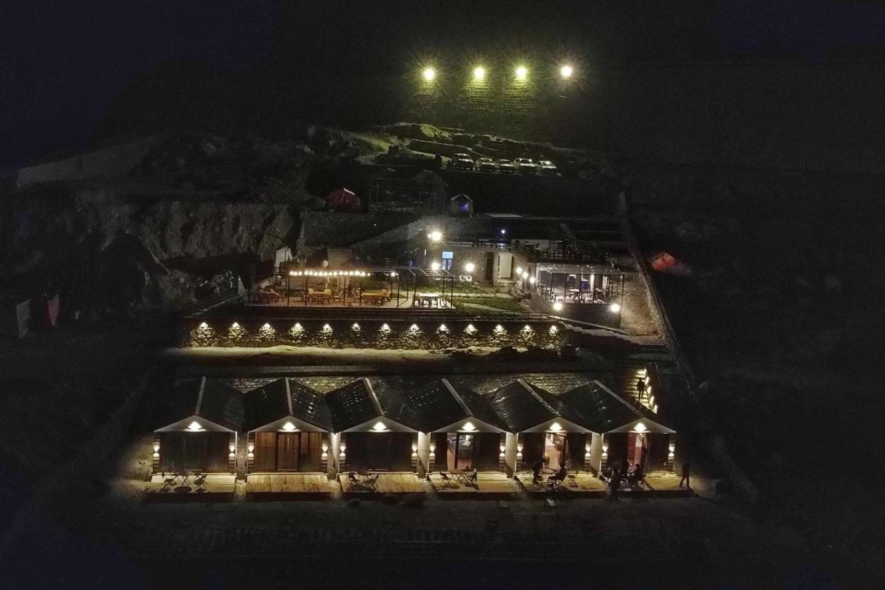 Horizon Resort Attabad Lake Hunza Karimabad  외부 사진